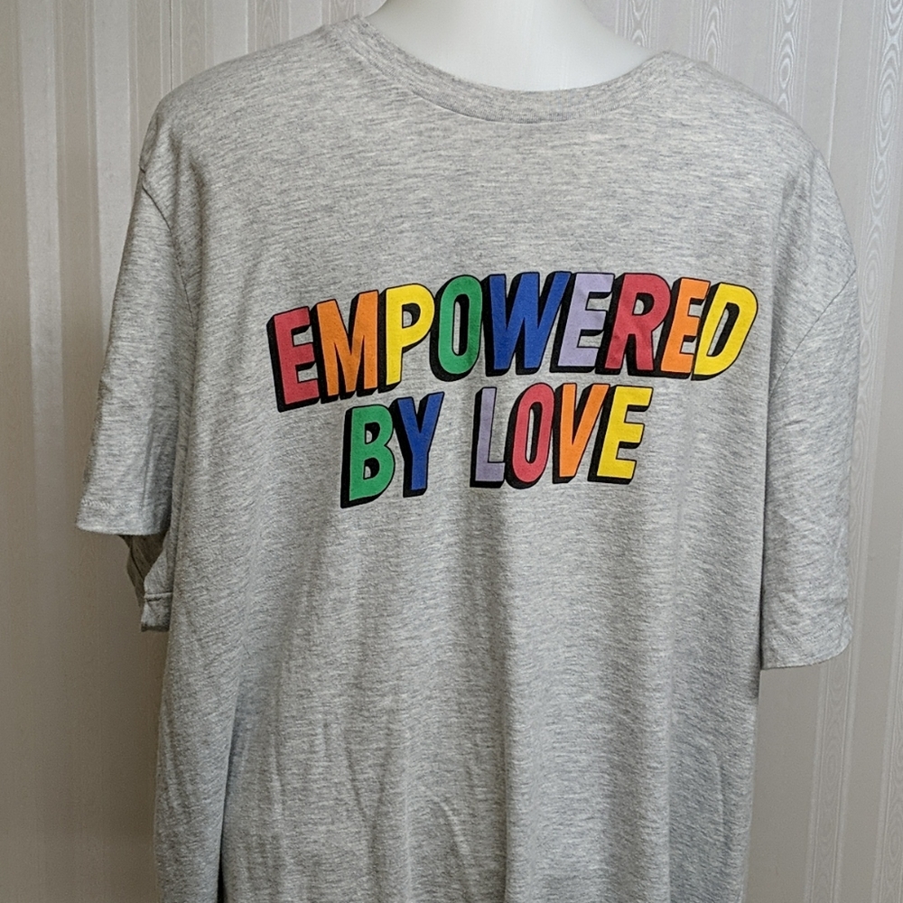 Pair of American Eagle LOVE T-shirts XXL - Picture 3 of 7